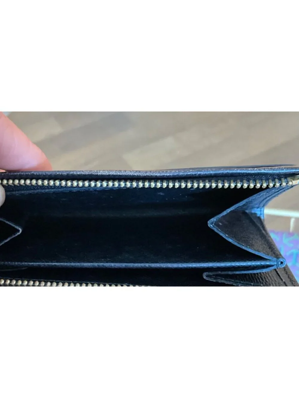 Louis Vuitton Black Epi Leather Wallet Fabulous & Fancy For The Elite